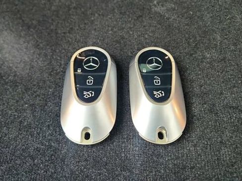 Used 2023 Mercedes-Benz EQS 450+ SUV image 59