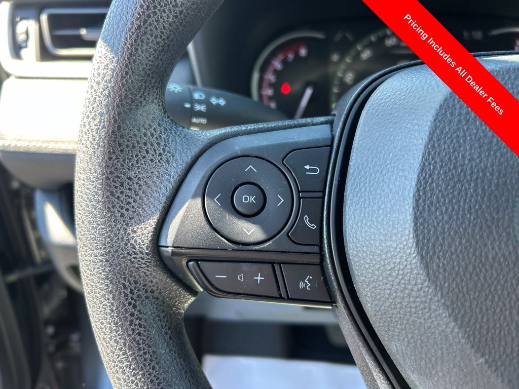 Used 2023 Toyota RAV4 XLE w/ Convenience Package FWD image 6