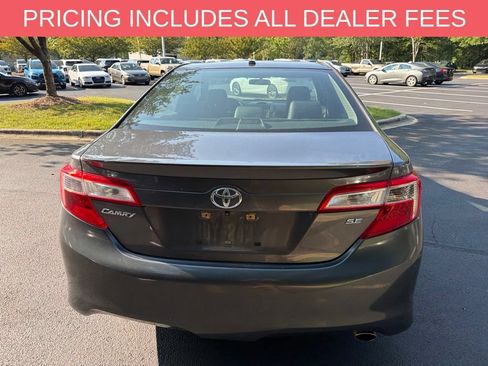 Used 2012 Toyota Camry SE FWD image 5