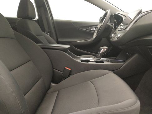 Used 2023 Chevrolet Malibu LT FWD image 21