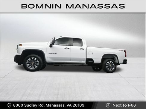 Used 2024 Chevrolet Silverado 2500 Custom w/ Custom Convenience Package image 25