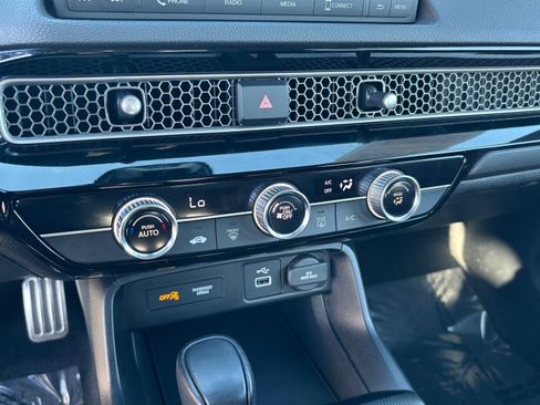 Used 2022 Honda Civic Sport image 24