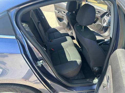 Used 2014 Chevrolet Cruze LT FWD image 29