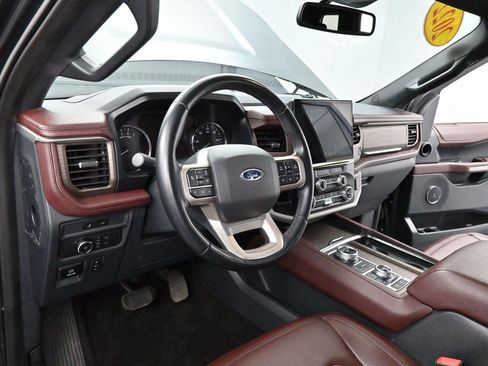Used 2022 Ford Expedition Limited AWD/4WD image 17