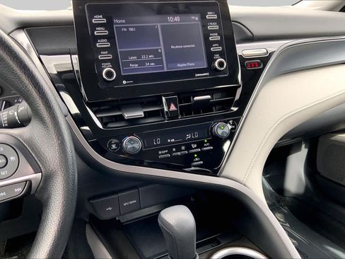 Used 2024 Toyota Camry LE w/ Convenience Package FWD image 6
