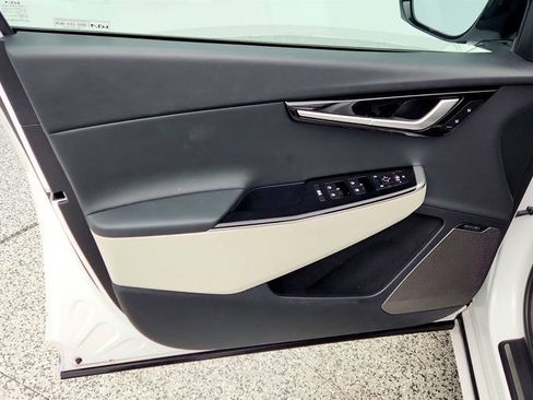 Used 2023 Kia EV6 GT-Line image 11