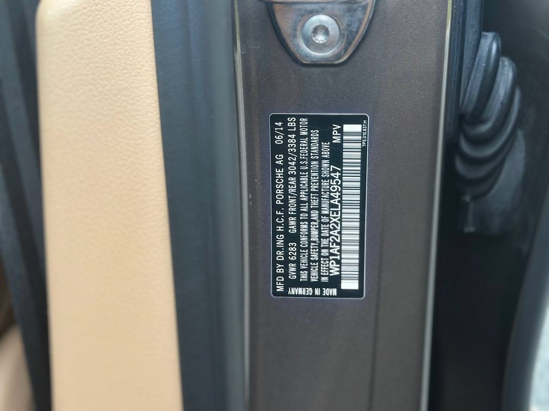 Used 2014 Porsche Cayenne Diesel AWD/4WD image 33