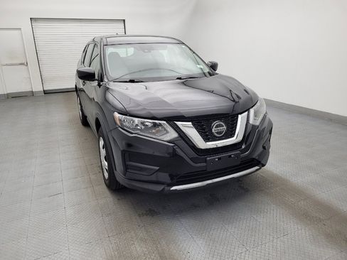 Used 2019 Nissan Rogue S image 14