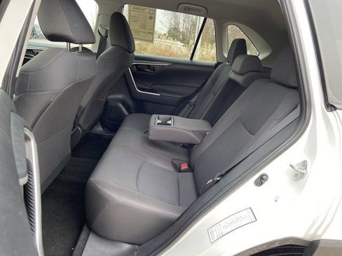 Used 2024 Toyota RAV4 LE image 15