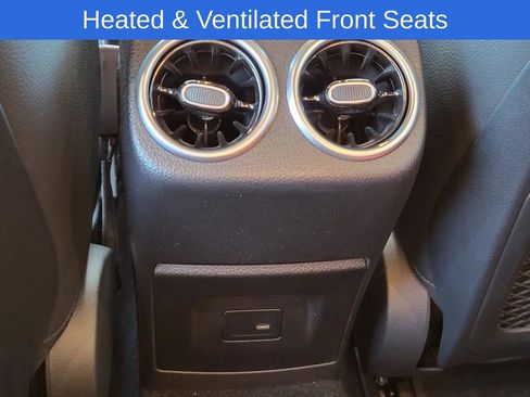 Used 2022 Mercedes-Benz CLA 35 AMG 4MATIC image 16