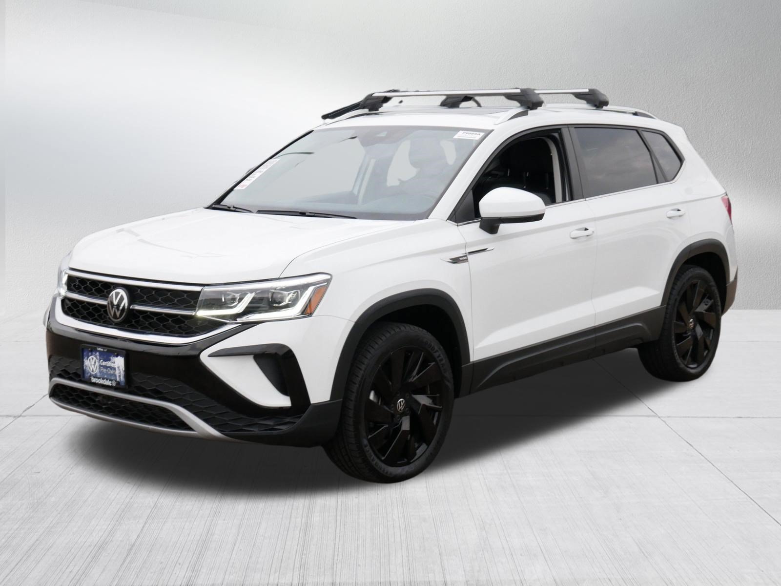 Certified 2023 Volkswagen Taos SEL AWD/4WD image 3
