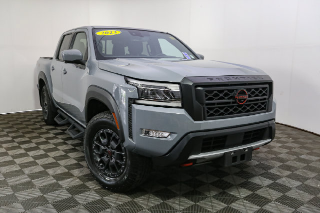 Used 2023 Nissan Frontier PRO-4X w/ Pro-4X Premium Package AWD/4WD image 3