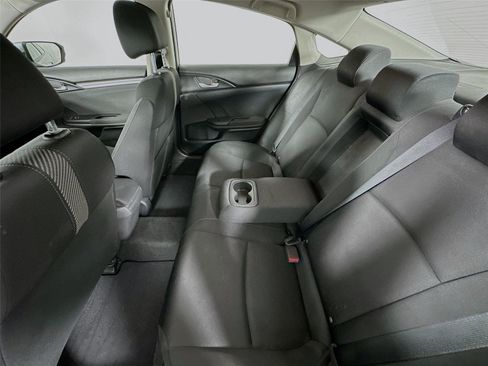 Used 2016 Honda Civic EX image 11