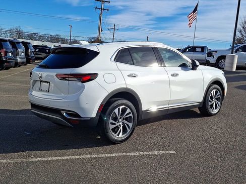 Used 2023 Buick Envision Essence image 9