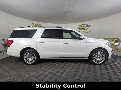 Used 2024 Ford Expedition Max Platinum AWD/4WD image 10