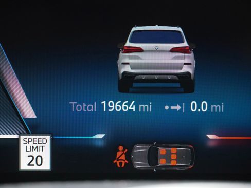 Certified 2025 BMW X5 M60i AWD/4WD image 21