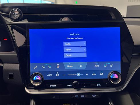 Used 2025 Lexus RZ 450e image 17