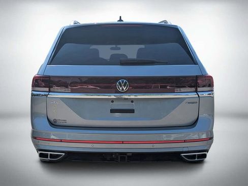 Used 2024 Volkswagen Atlas SEL Premium R-Line AWD/4WD image 4