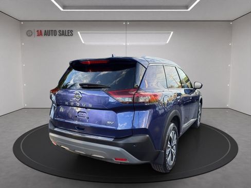 Used 2021 Nissan Rogue SV w/ Premium Package image 5