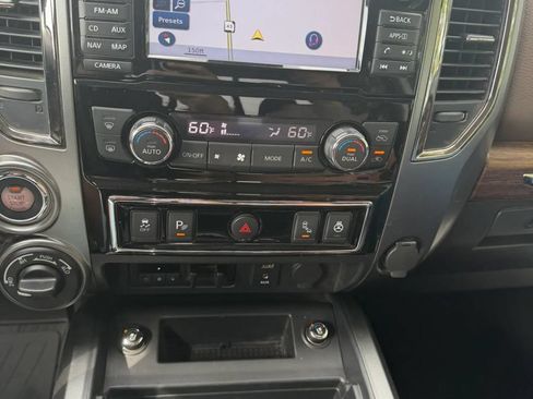 Used 2017 Nissan Titan Platinum Reserve AWD/4WD image 11