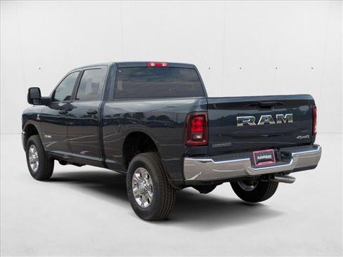 New 2025 RAM 2500 Big Horn AWD/4WD image 9