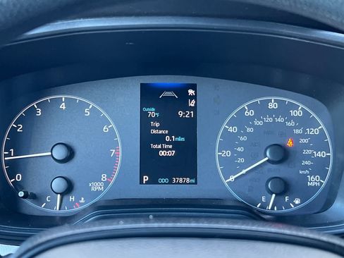 Used 2023 Toyota Corolla LE FWD image 25