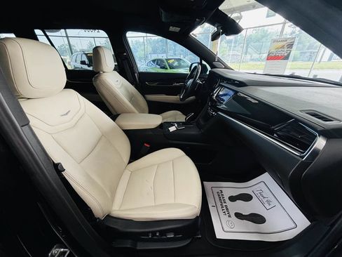 Used 2023 Cadillac XT6 Sport AWD/4WD image 38