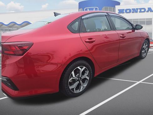 Used 2021 Kia Forte LXS image 9