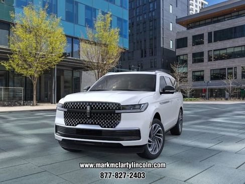 New 2026 Lincoln Navigator Reserve image 2