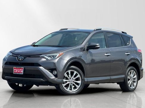 Used 2017 Toyota RAV4 Platinum FWD image 2