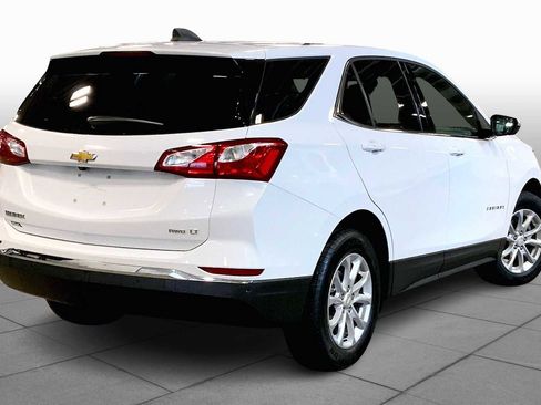 Used 2018 Chevrolet Equinox LT image 12