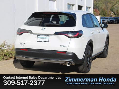 New 2026 Honda HR-V Sport image 2