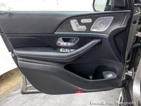 Used 2020 Mercedes-Benz GLS 450 4MATIC image 29