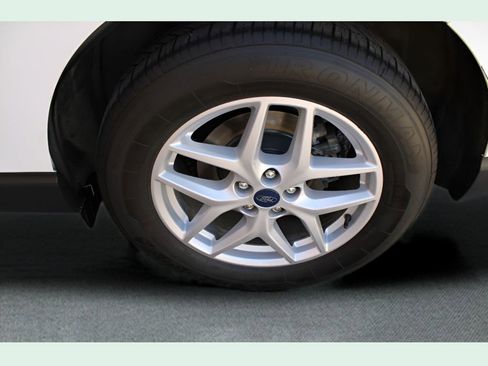 Used 2021 Ford Edge SEL image 34