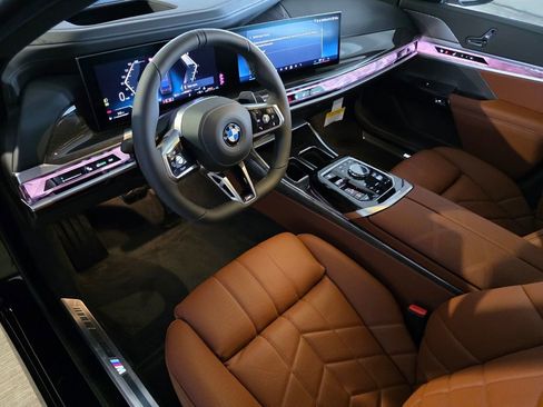 New 2026 BMW 760i xDrive w/ Luxury Rear Seating Package AWD/4WD image 8