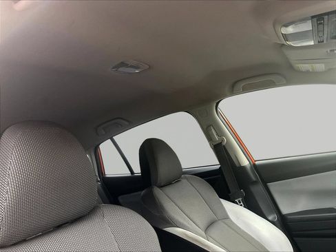 Used 2019 Subaru Crosstrek 2.0i AWD/4WD image 27