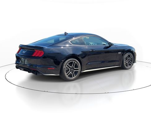 Used 2020 Ford Mustang GT RWD image 6