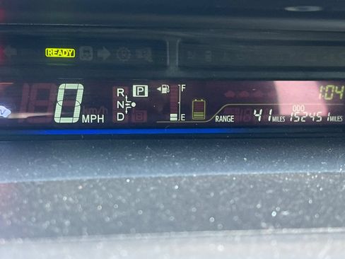 Used 2013 Toyota Prius V Three FWD image 21