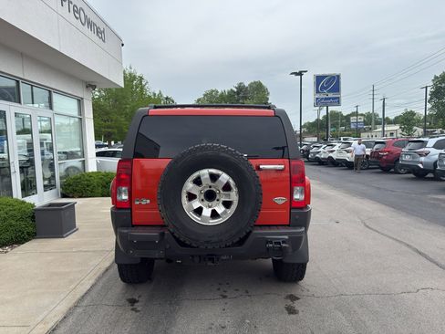 Used 2009 HUMMER H3 Alpha AWD/4WD image 4