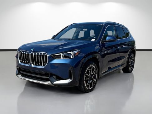 Used 2025 BMW X1 xDrive28i image 7
