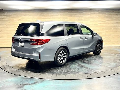 Used 2025 Honda Odyssey EX-L image 22