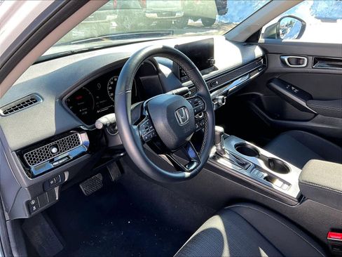 Used 2023 Honda Civic EX image 8