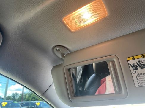 Used 2021 Toyota RAV4 XLE image 25