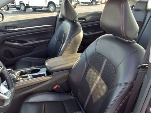 Used 2024 Nissan Altima 2.5 SR image 12