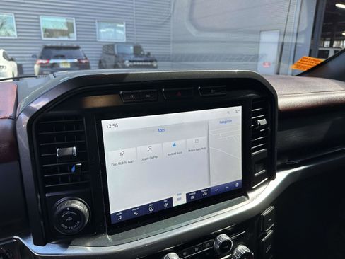 Used 2021 Ford F150 Lariat w/ Equipment Group 502A High image 25