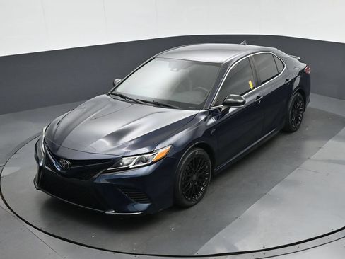 Used 2020 Toyota Camry SE w/ Convenience Package FWD image 54