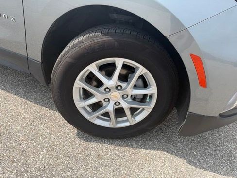 Used 2024 Chevrolet Equinox LT w/ Driver Convenience Package AWD/4WD image 38