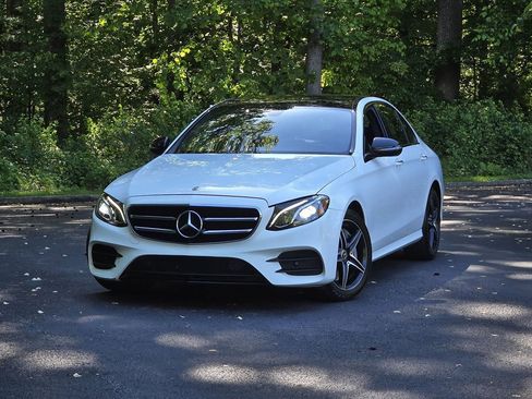 Used 2019 Mercedes-Benz E 450 4MATIC Sedan image 1