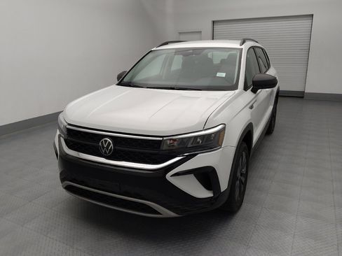 Used 2024 Volkswagen Taos S image 15