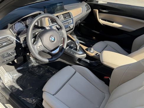 Used 2019 BMW 230i Convertible w/ Convenience Package image 24